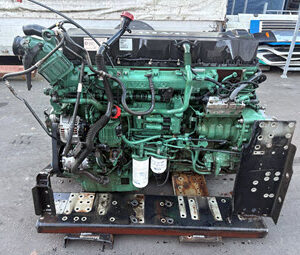D13C 500 Engine out of a 2015 Volvo FM
