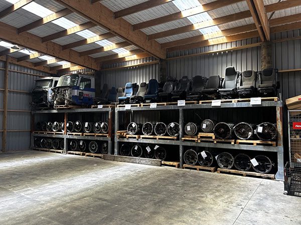 Cav truck spares seats and gearboxes truck parts - Truck Spare Parts